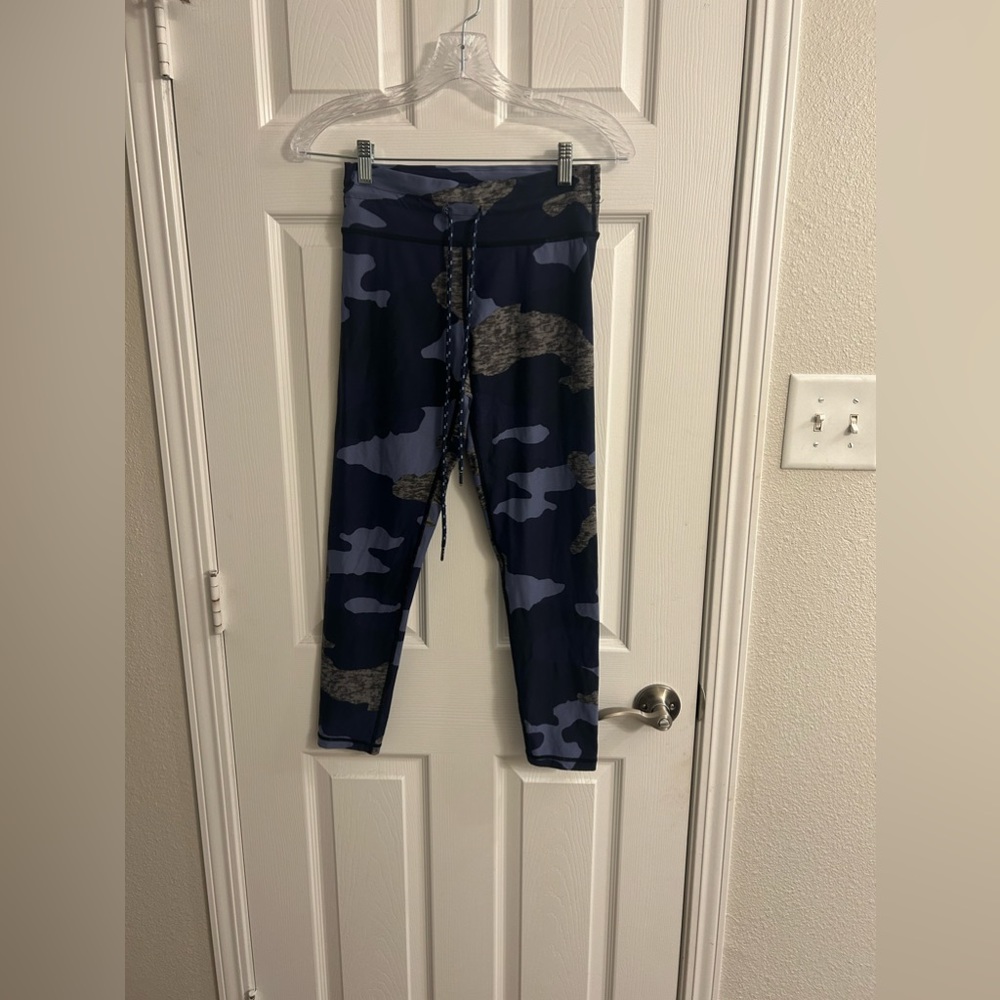Aerie Blue Camo Chill Play Move Leggings - Size Small